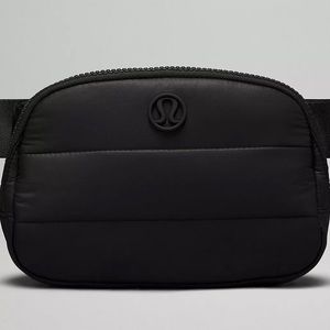 BRAND NEW WITH TAGS *RARE* Everywhere Belt Bag 1L *Wunder Puff